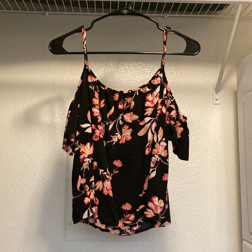 Black Floral Top w/ Cold Shoulder